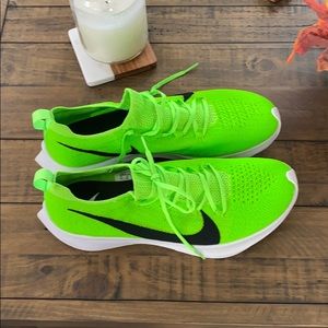 Nike Zoom Fast Flyknit -Size 9 1/2